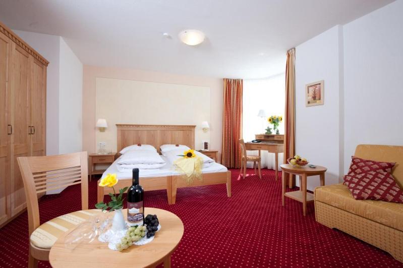 Hotel Oberwirt Feldthurns Exterior foto